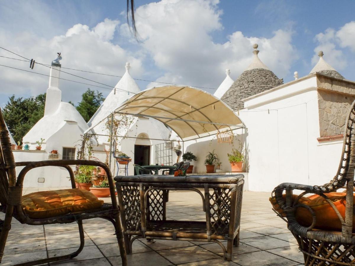 Trullo Chiari Di Bosco Villa Martina Franca Exterior foto