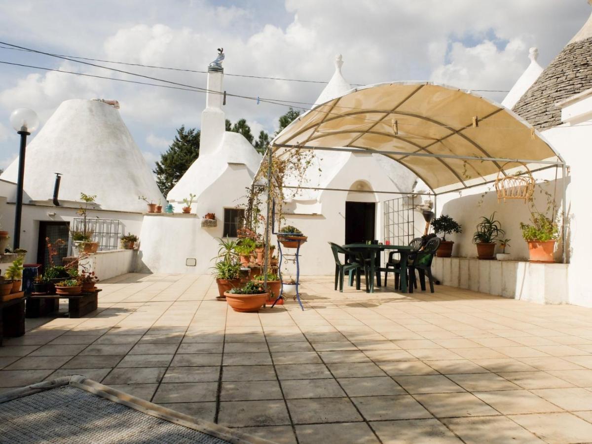 Trullo Chiari Di Bosco Villa Martina Franca Exterior foto