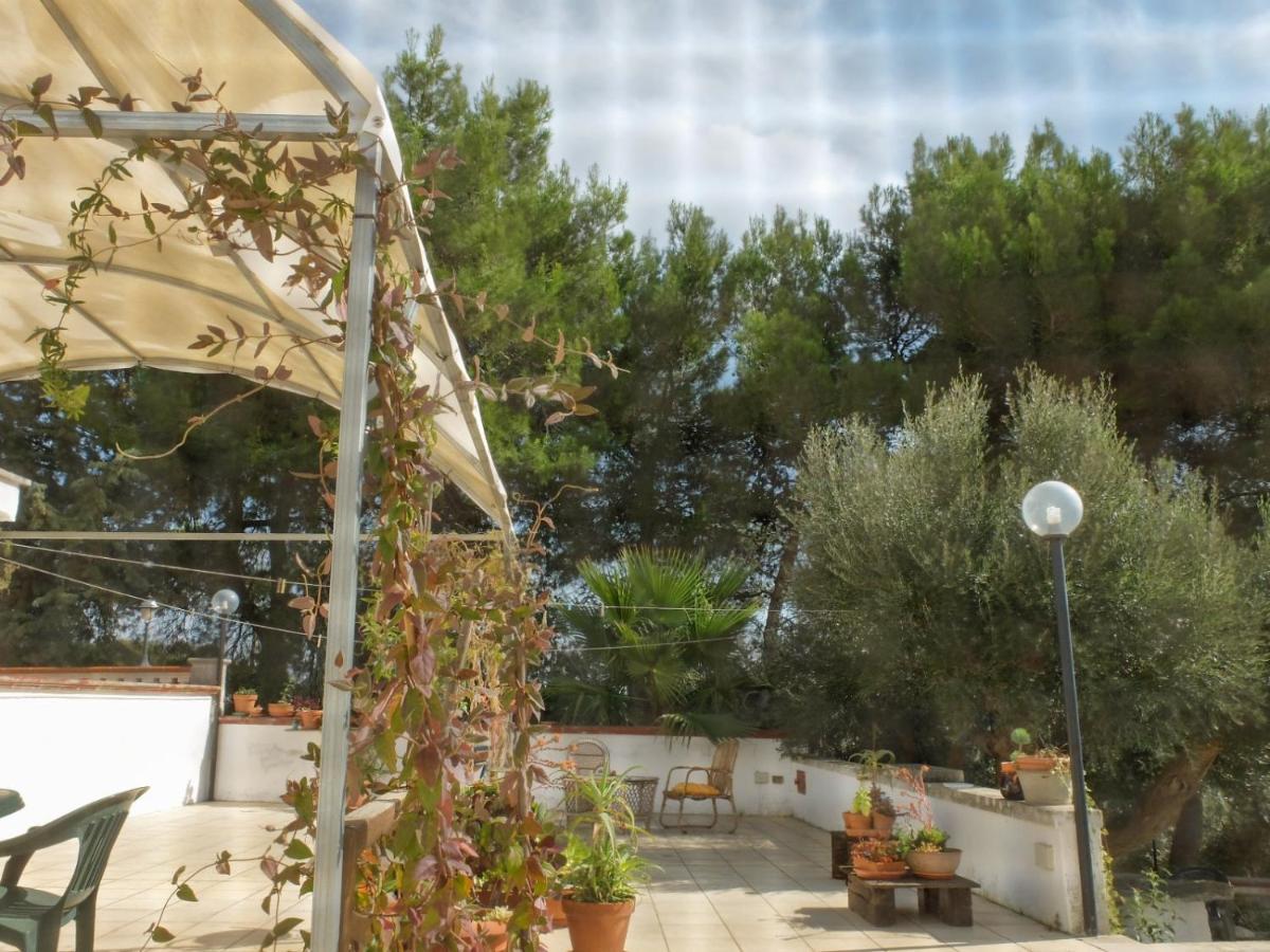Trullo Chiari Di Bosco Villa Martina Franca Exterior foto