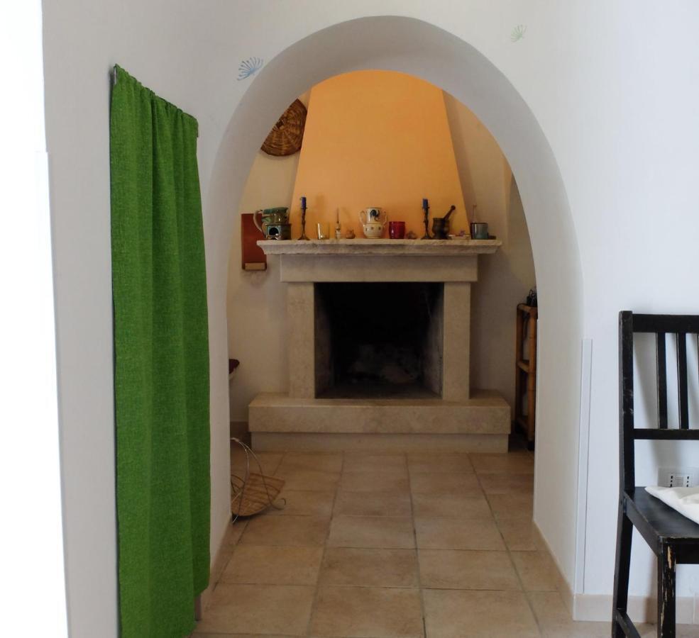 Trullo Chiari Di Bosco Villa Martina Franca Exterior foto